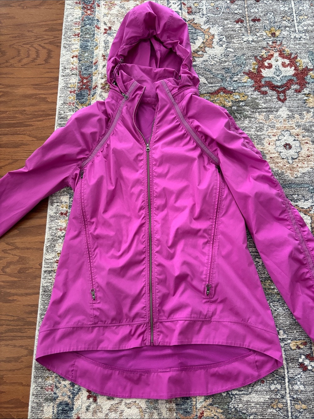 Lululemon Women’s Lightweight Hooded Windbreaker Jacket - Pink